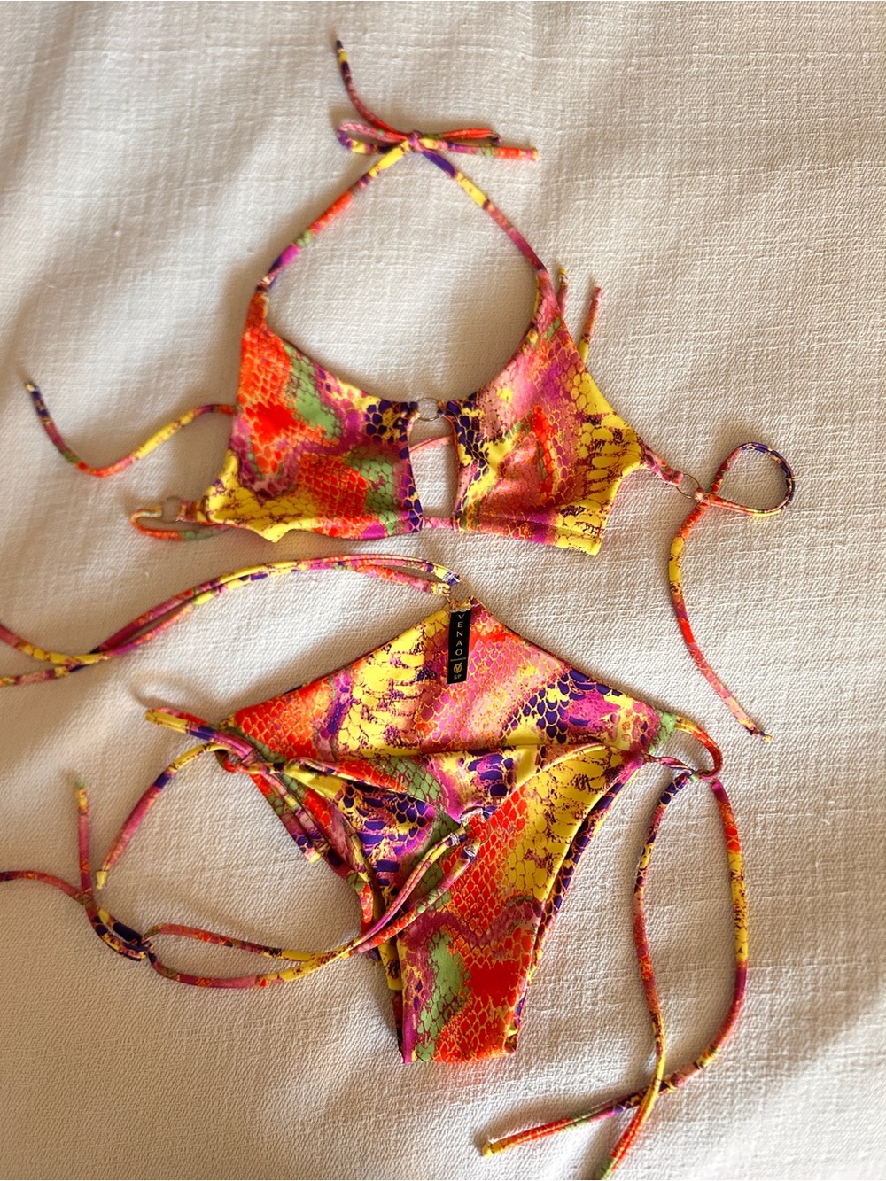 Kiara Bikini Top M bottoms S